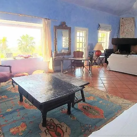 Magnificent With Panoramic Views *